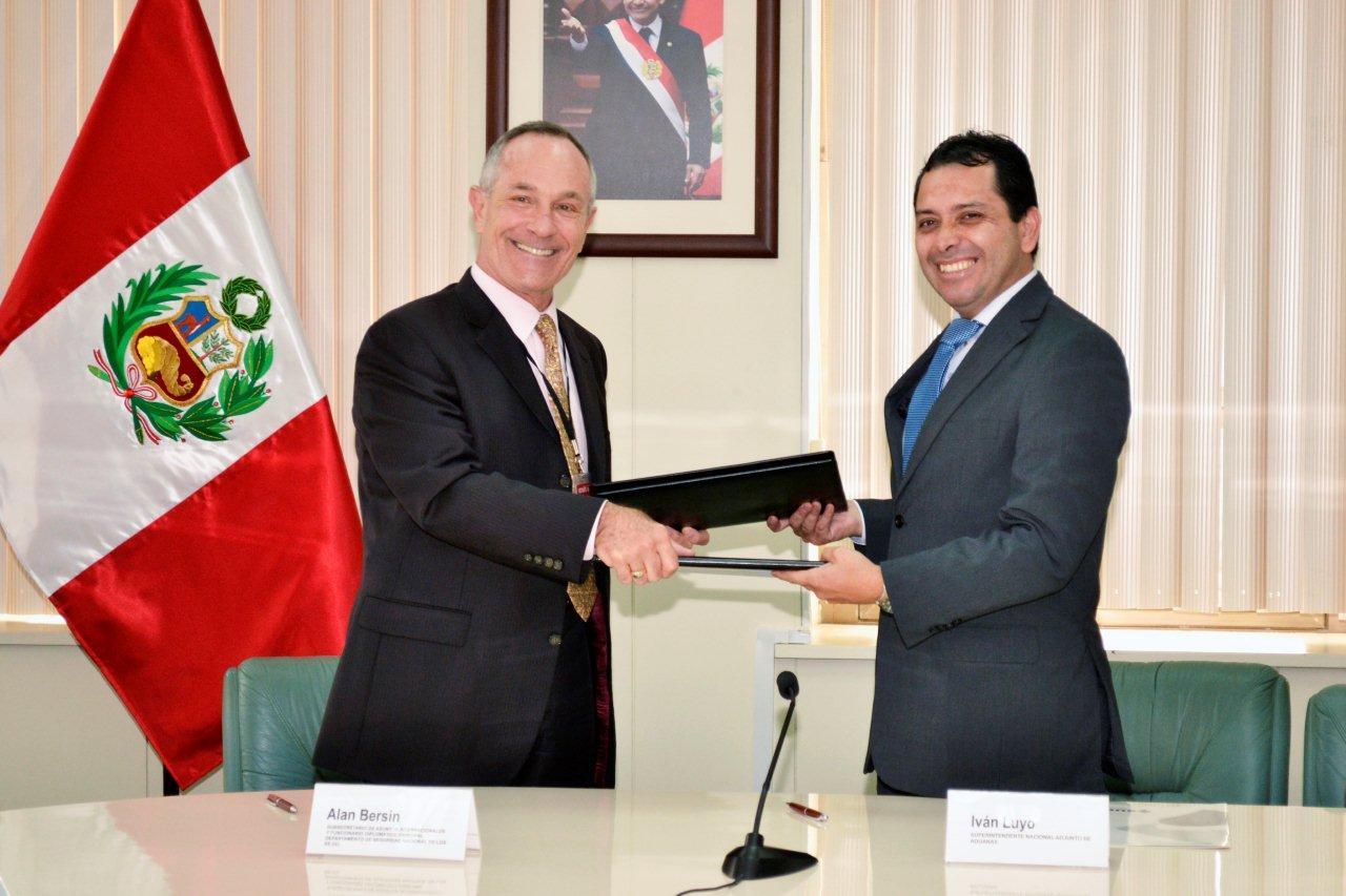 HSI, Peru's National Tax Administration sign agreement to combat trade-based money laundering