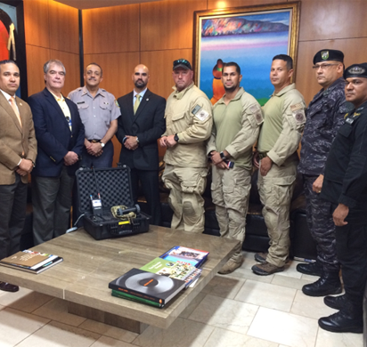 ICE trains Dominican SWAT team on use of reconnaissance robot